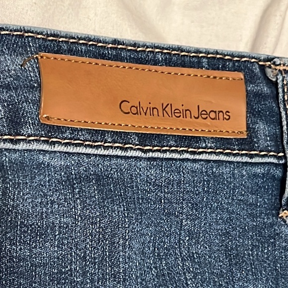 Calvin Klein Denim Skirt Size 31 - Picture 3 of 6